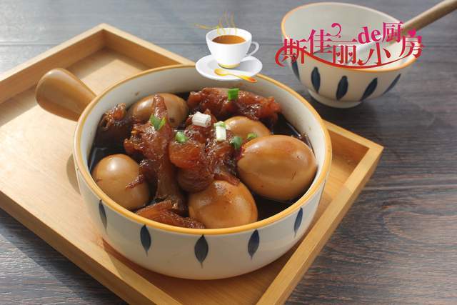 湖北38岁男子无儿无女不结婚晒一个人晚餐火了网友:活得明白(图3)